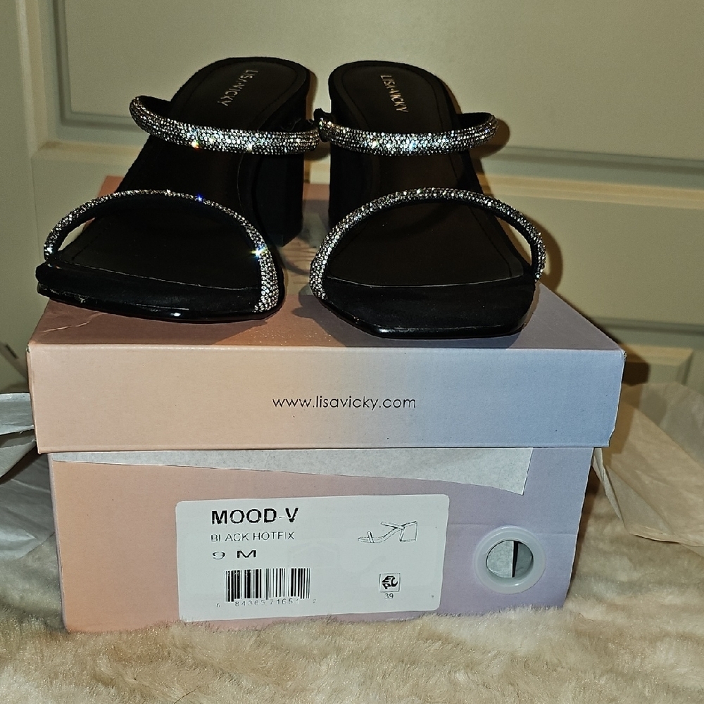 Lisa Vicky Mood-V Black Hot Fix Sandalls New In Box Size 9